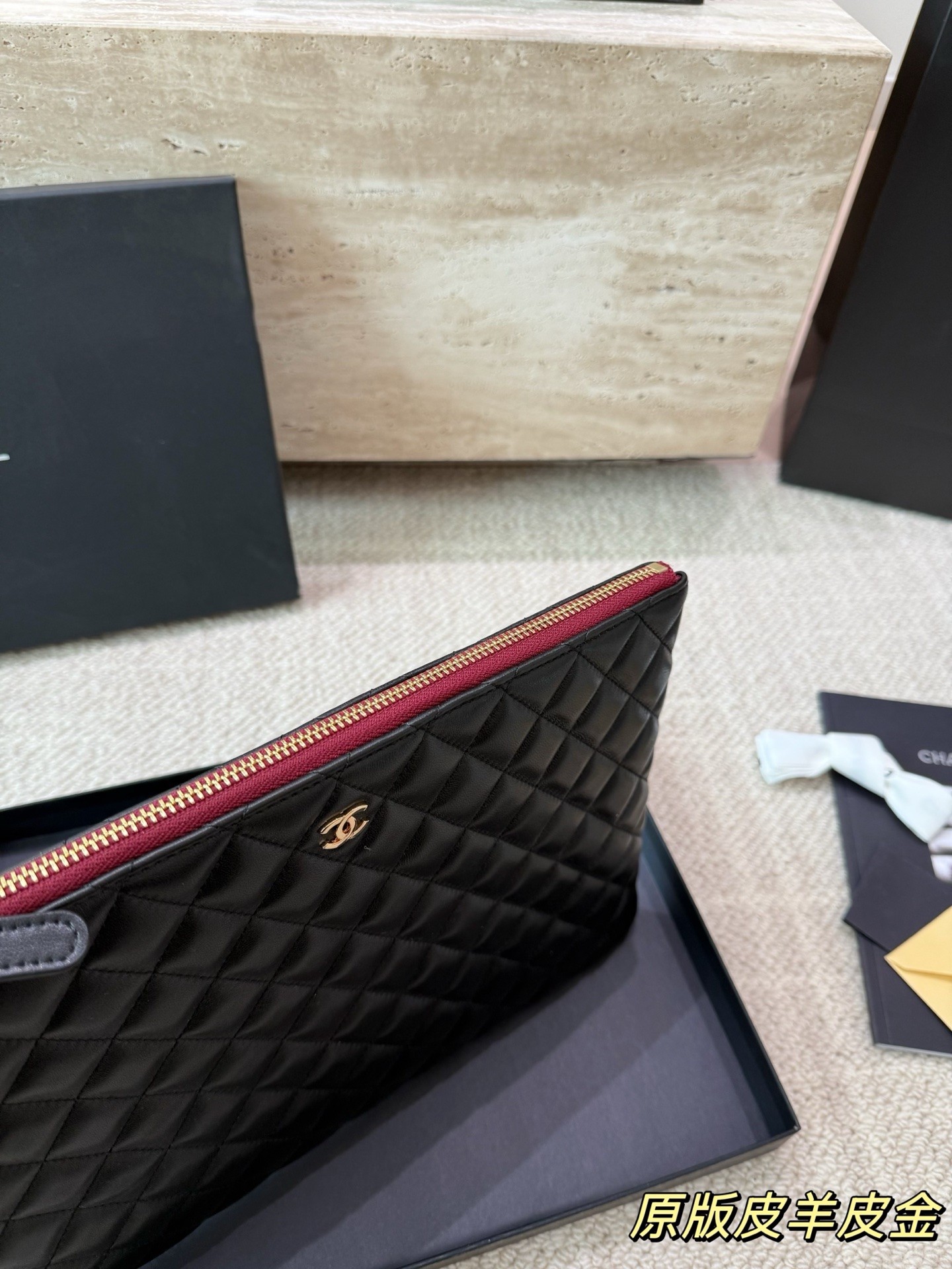 （Chanel）Classic Clutch