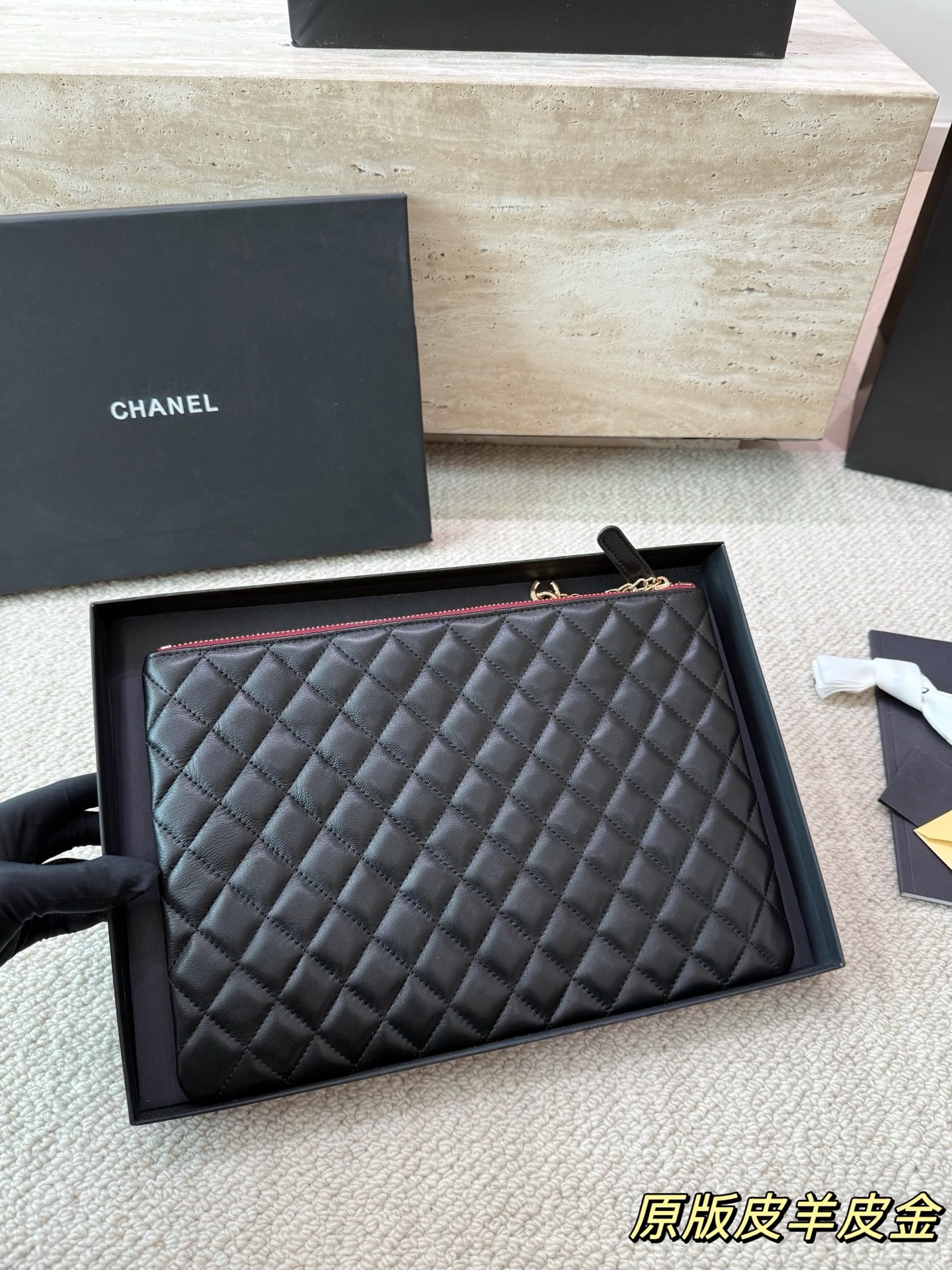 （Chanel）Classic Clutch