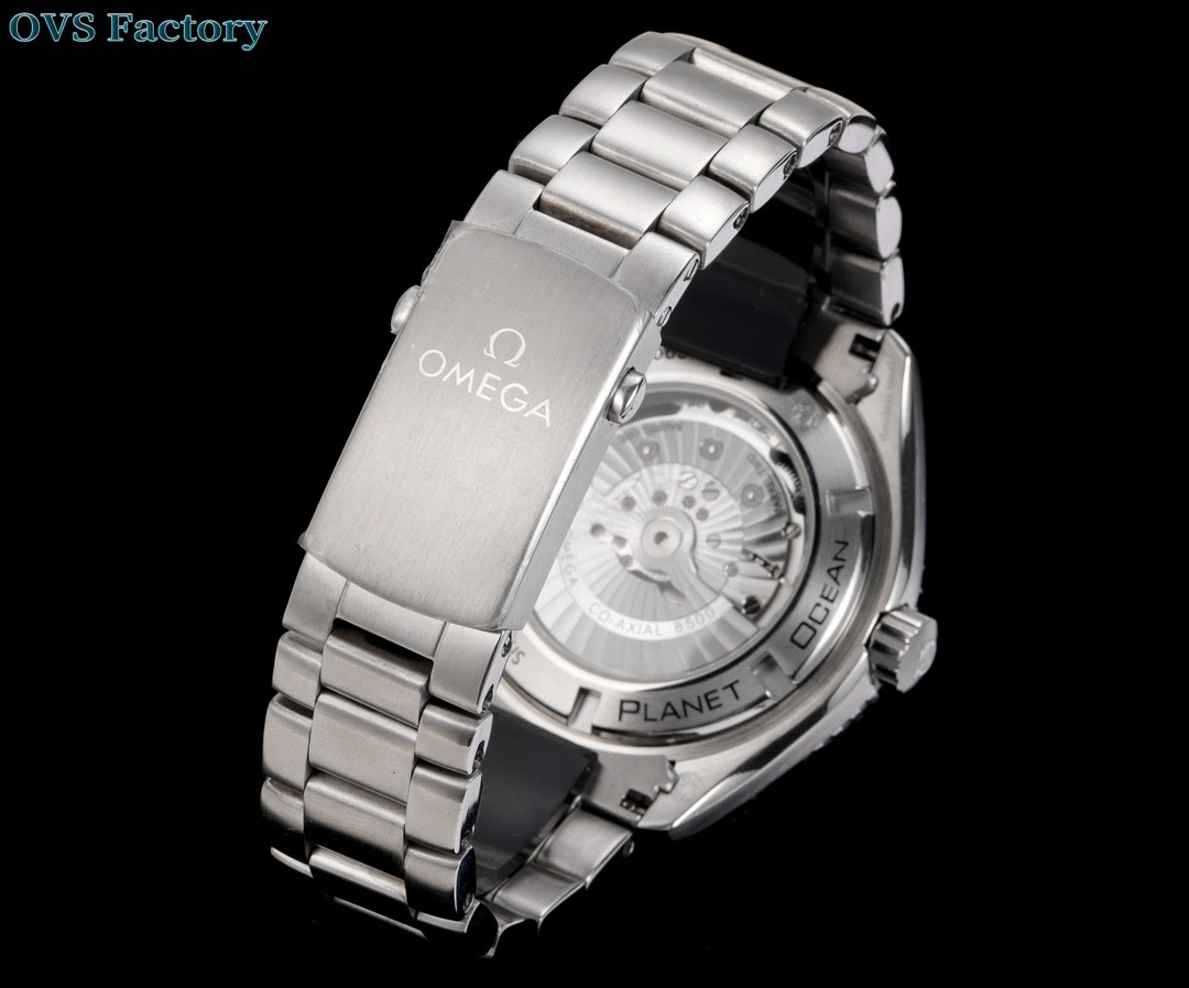 （OMEGA）Seamaster Planet Ocean 600M