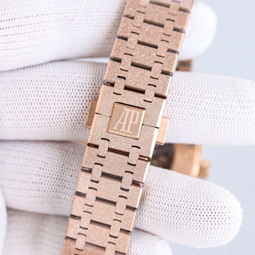 (Audemars Piguet) Royal Oak Frosted Gold Double Balance Wheel Skeleton Watch