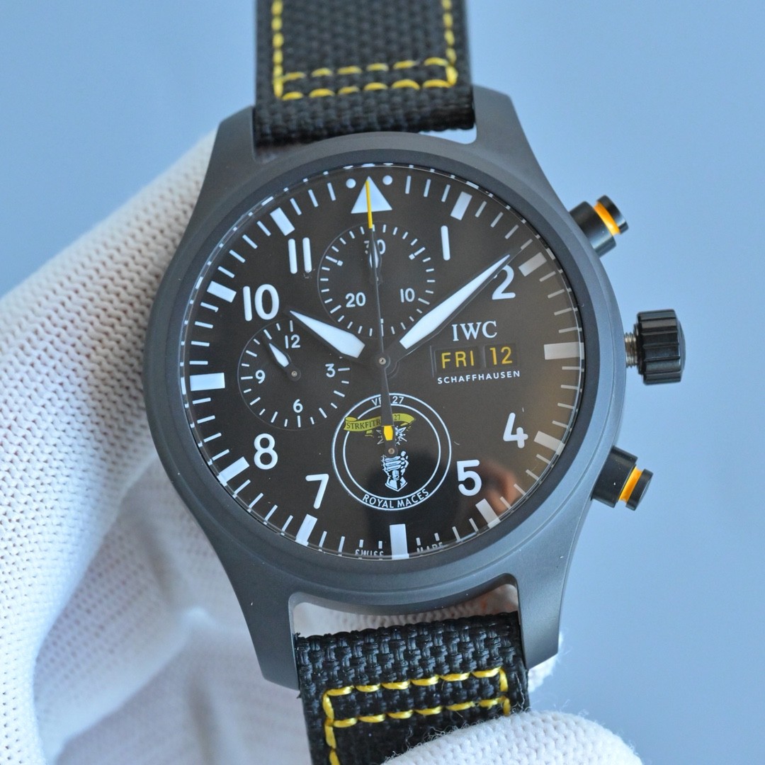 (IWC) Pilot’s Watch Chronograph “Tophatters” Special Edition