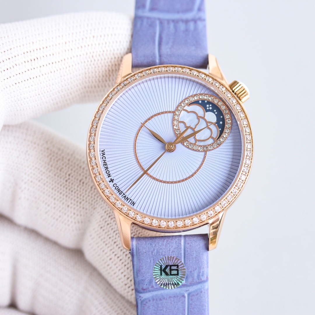 (Vacheron Constantin)’s Égérie “The Pleats of Time” concept watch.