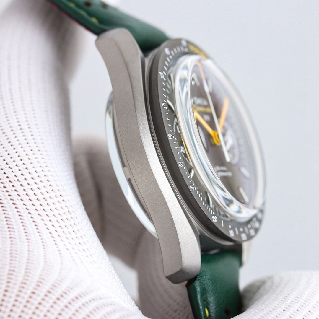 (OMEGA) Grey Side of the Moon