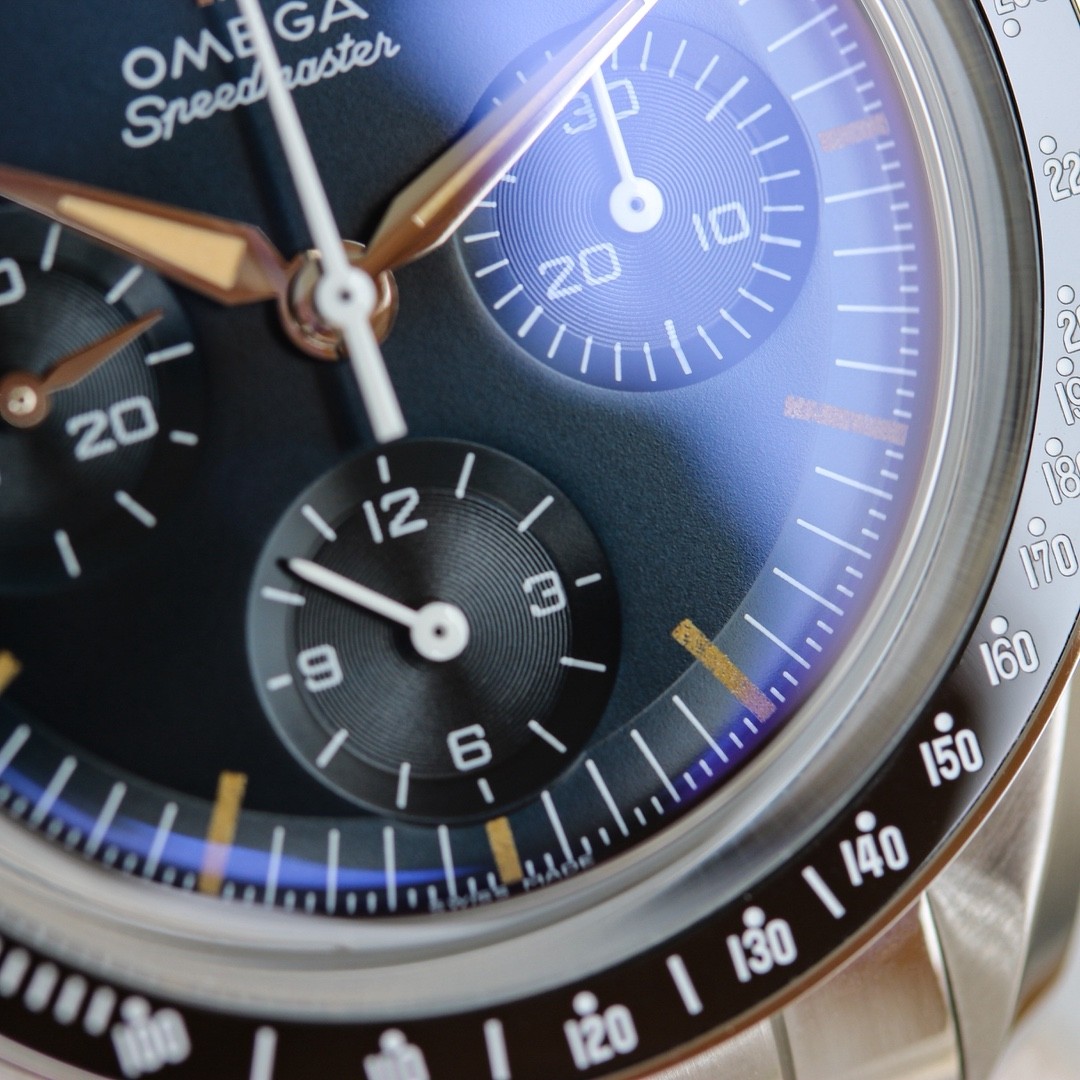 (OMEGA) A special timepiece from the Speedmaster collection