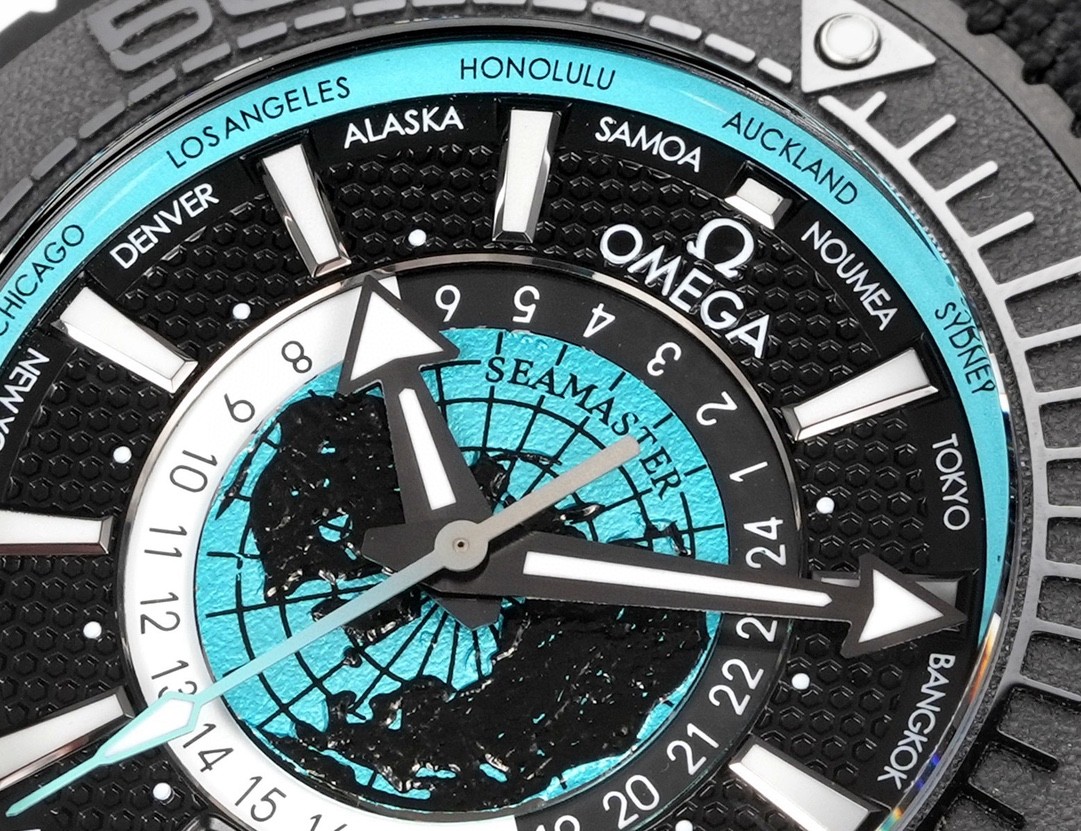 (OMEGA) Seamaster Planet Ocean 600M Co-Axial Master Chronometer GMT Worldtimer