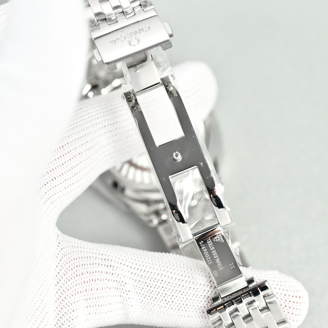 OMEGA  De Ville Prestige