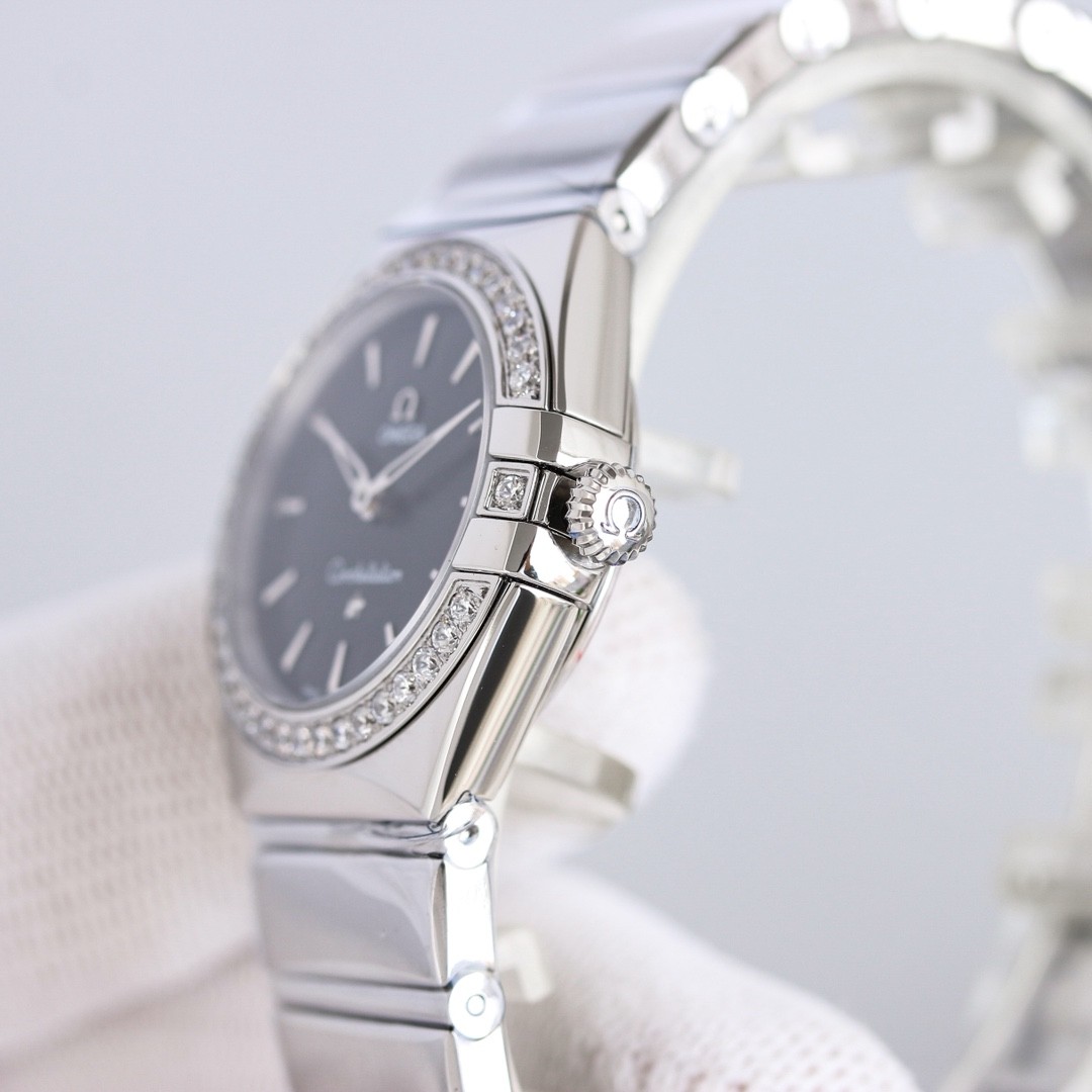 (OMEGA) Constellation Collection.