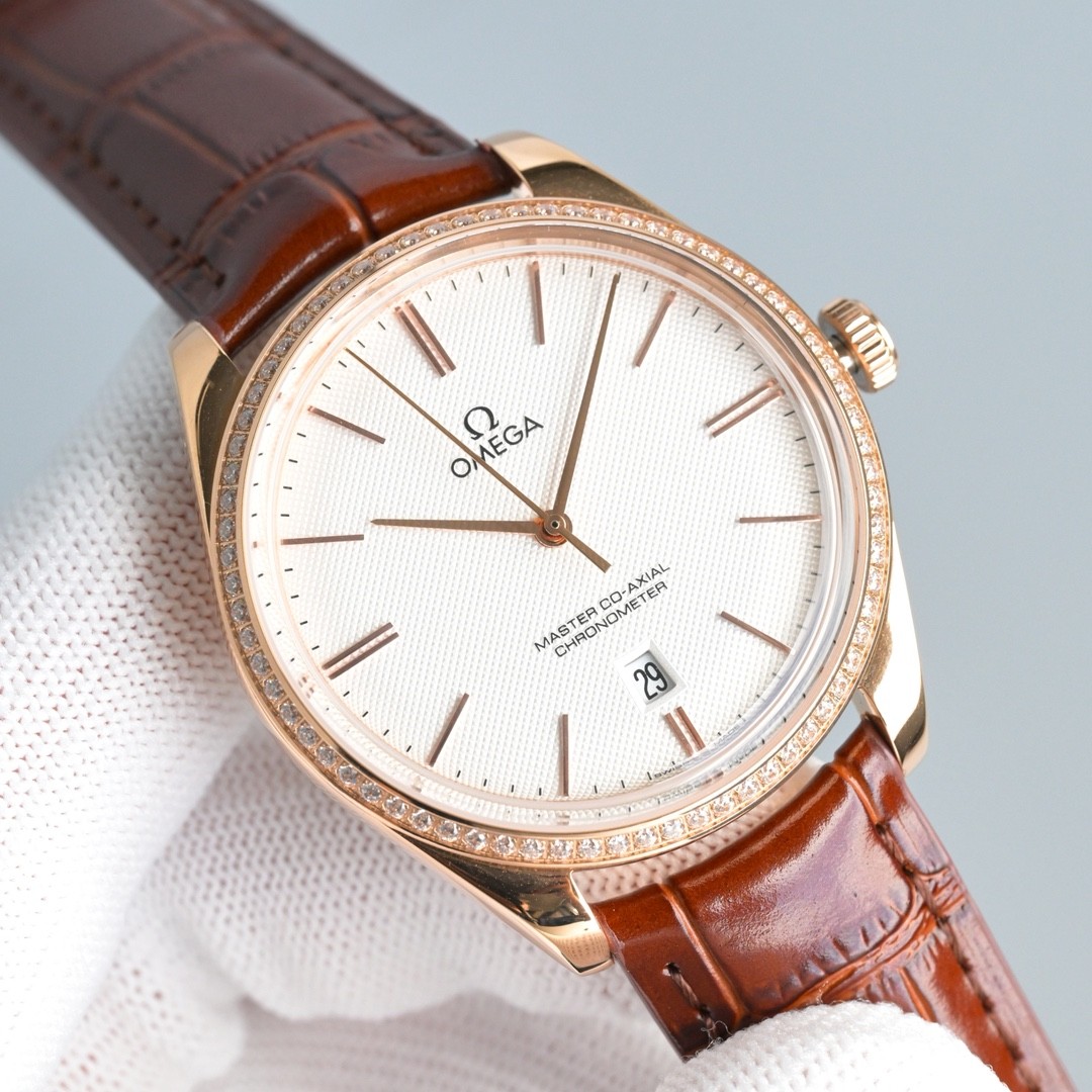 (OMEGA) De Ville Trésor Watch