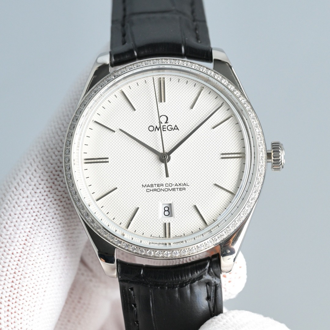 (OMEGA) De Ville Trésor Watch
