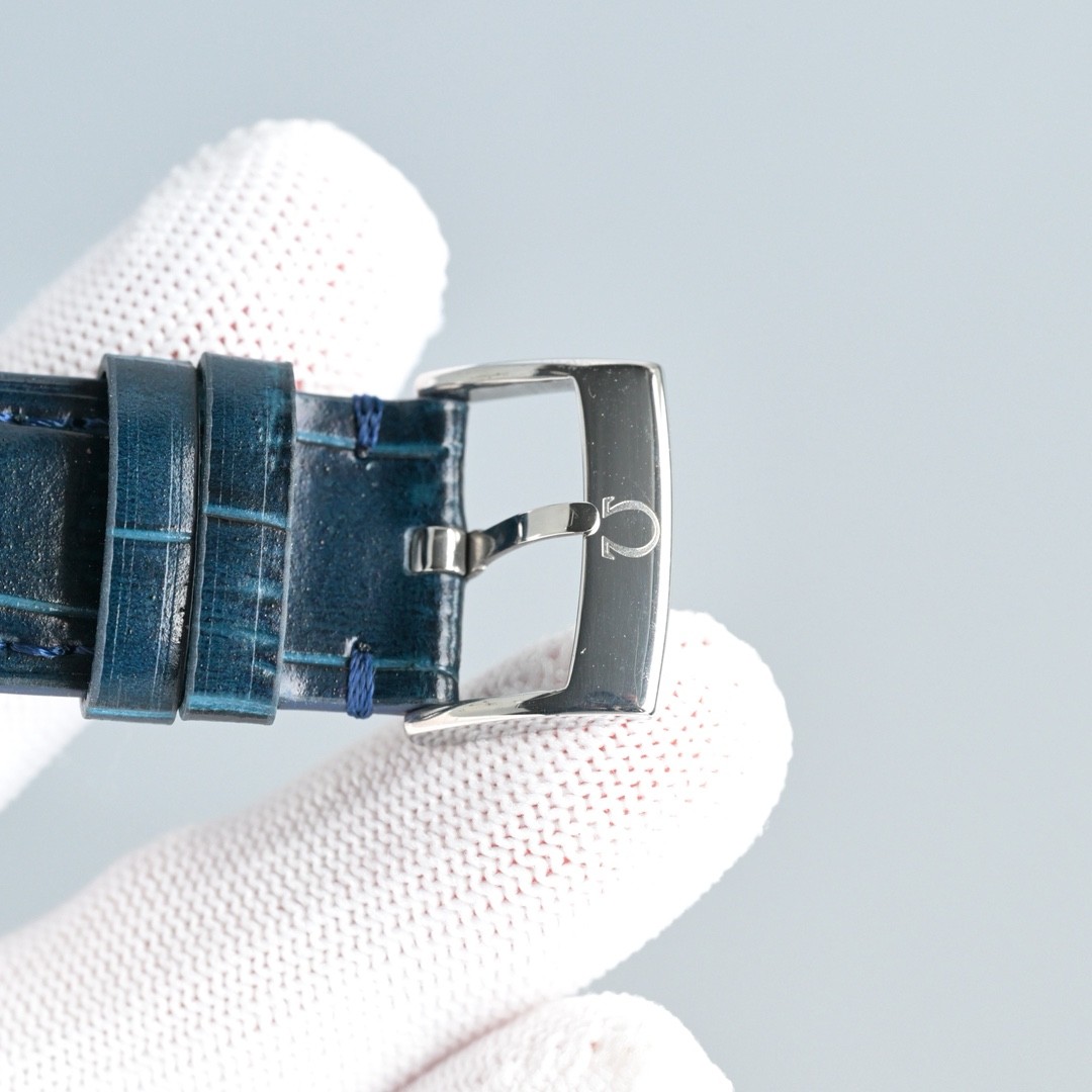 (OMEGA) De Ville Trésor Co-Axial Master Chronometer Watch