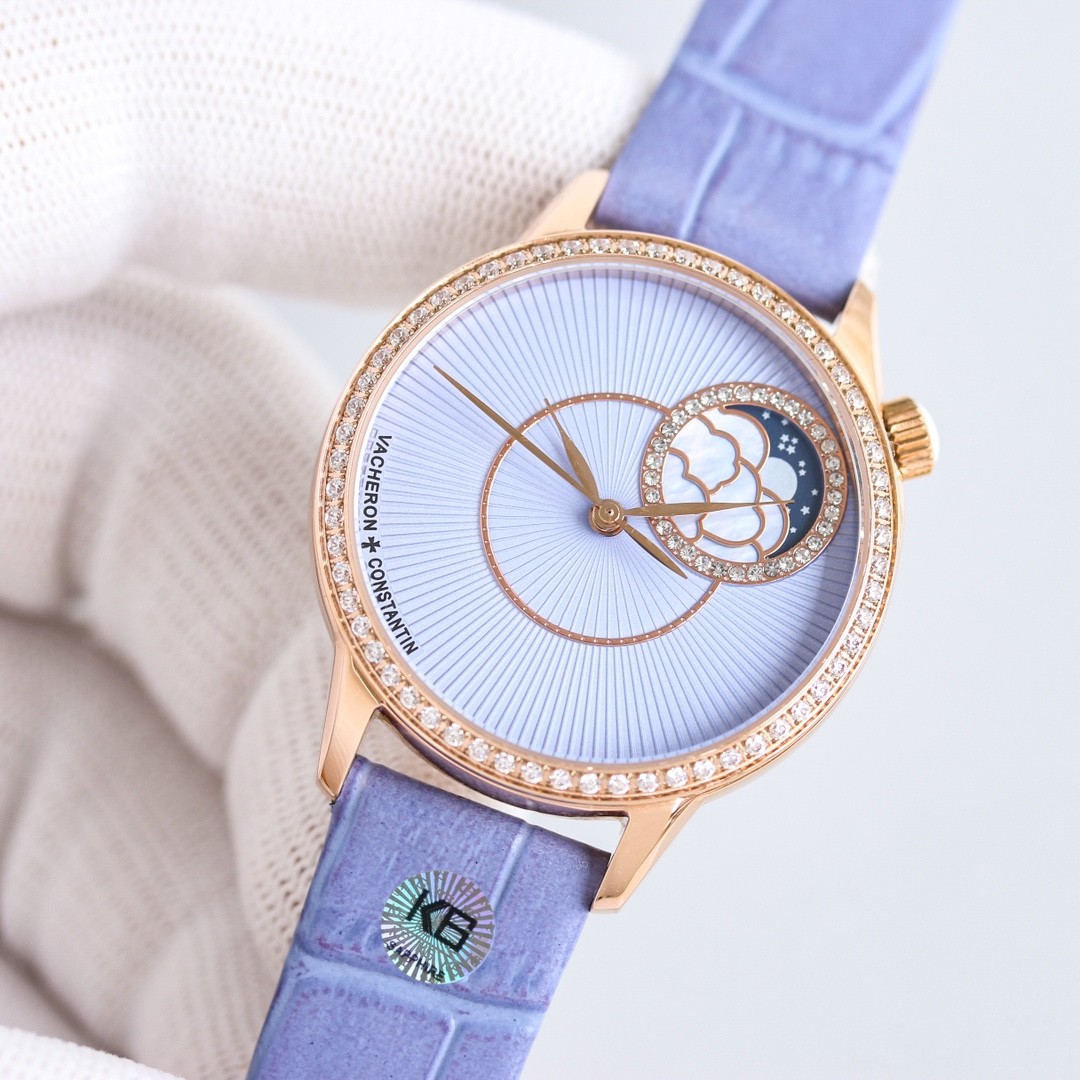 (Vacheron Constantin)’s Égérie “The Pleats of Time” concept watch.