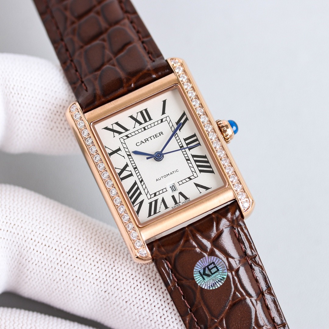 (Cartier) Men's automatic mechanical watch from the Tank collection.